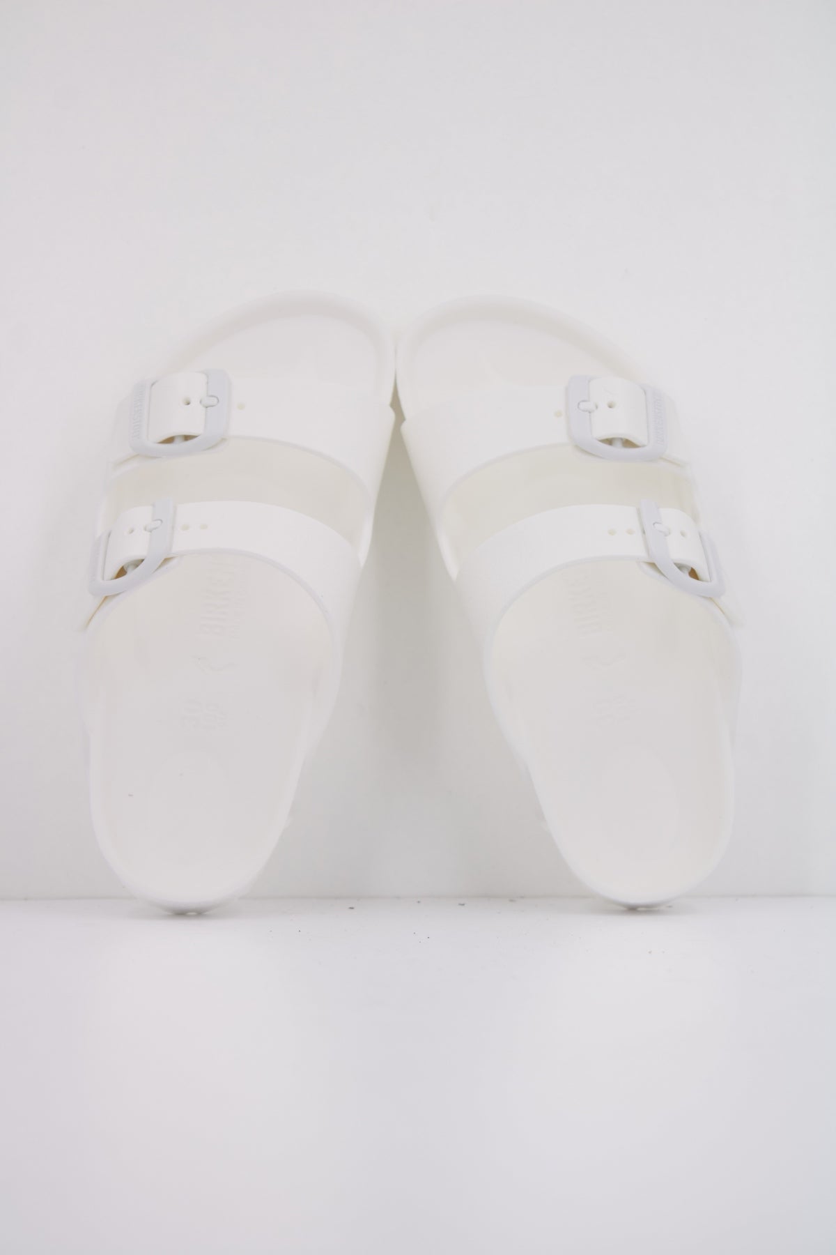 BIRKENSTOCK ARIZONA EVA PLAYGROUND en color BLANCO (3)