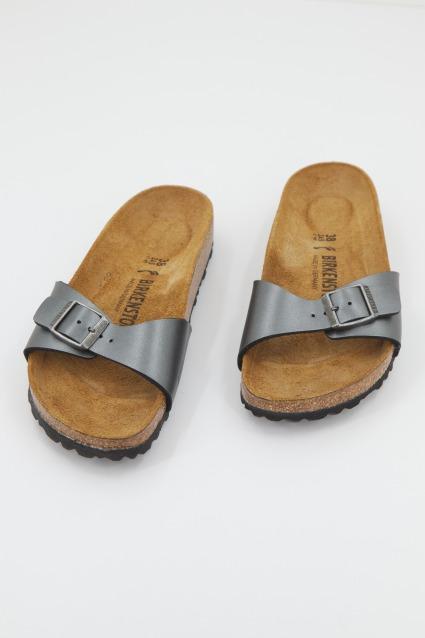 BIRKENSTOCK MADRID en color GRIS (1)