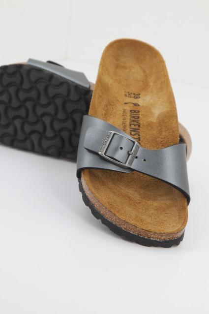 BIRKENSTOCK MADRID en color GRIS (3)