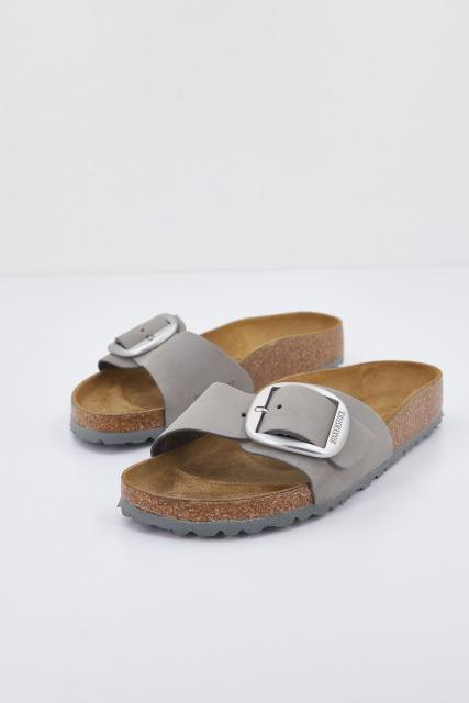 BIRKENSTOCK en color GRIS (2)