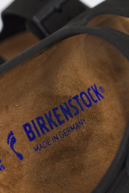 BIRKENSTOCK ARIZONA SFB en color NEGRO (4)