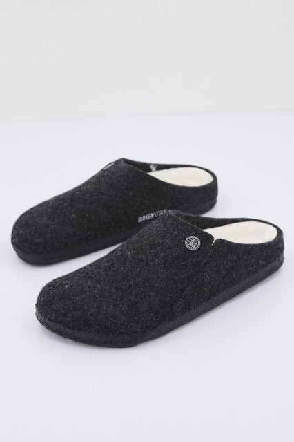 BIRKENSTOCK ZERMATT en color NEGRO (2)