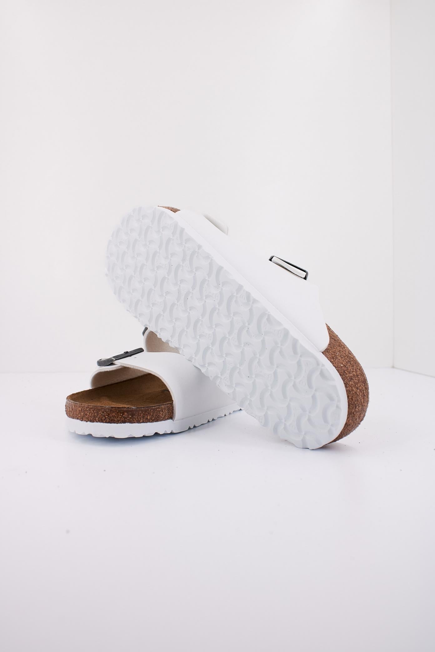 BIRKENSTOCK ARIZONA BS en color BLANCO (5)