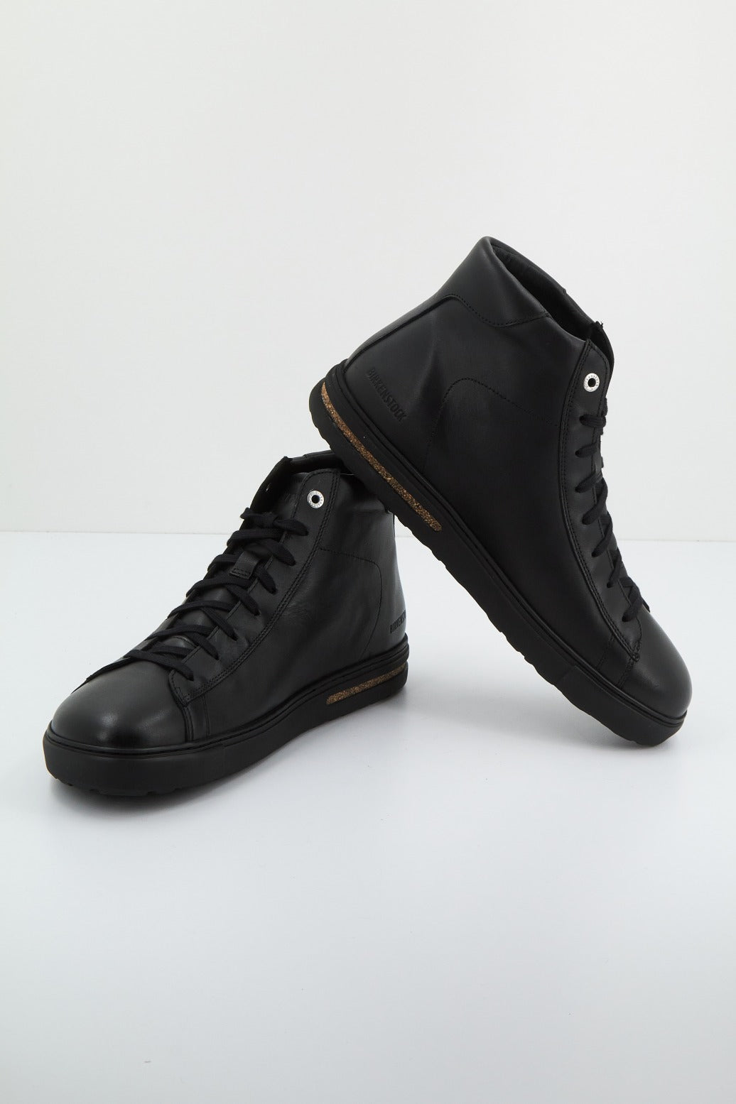 BIRKENSTOCK BEND MID SMOOTH en color NEGRO (4)