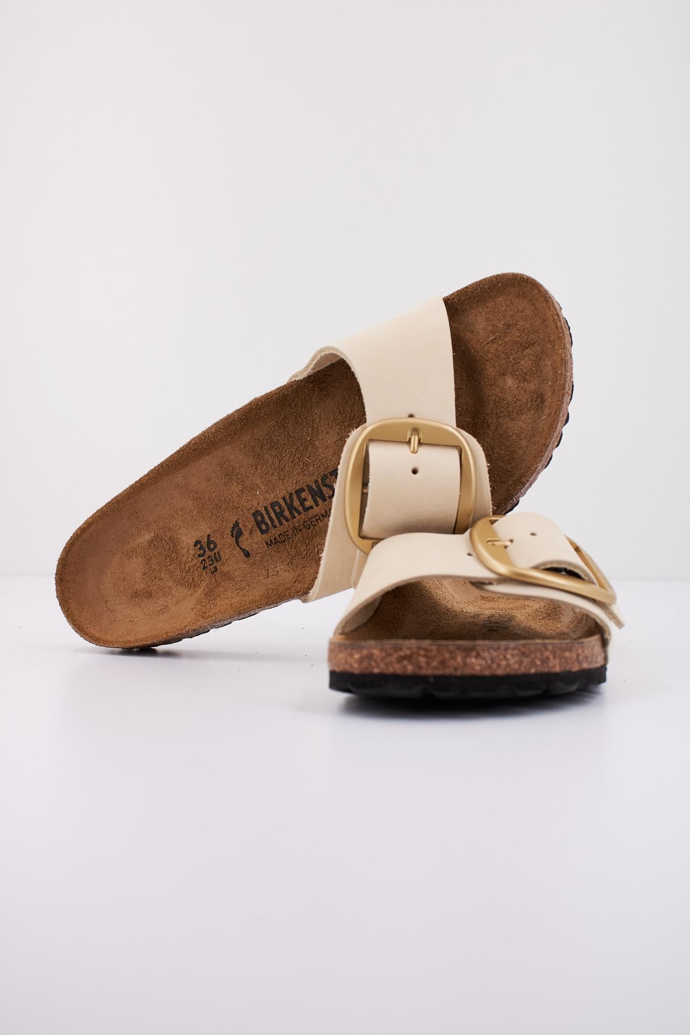 BIRKENSTOCK MADRID BIG BUCKLE NUBUCK en color BLANCO (4)