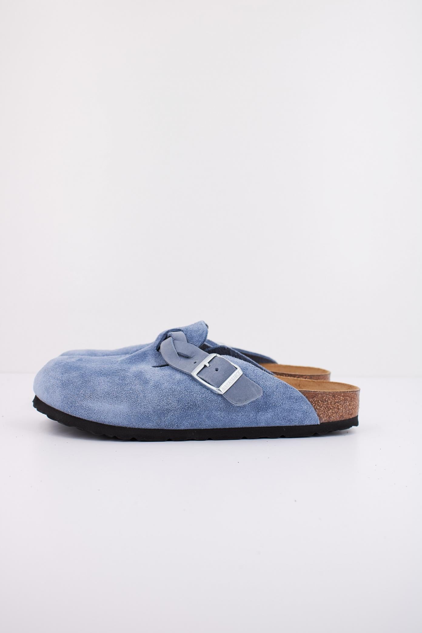 BIRKENSTOCK BOSTON BRAIDED SUEDE en color AZUL (1)