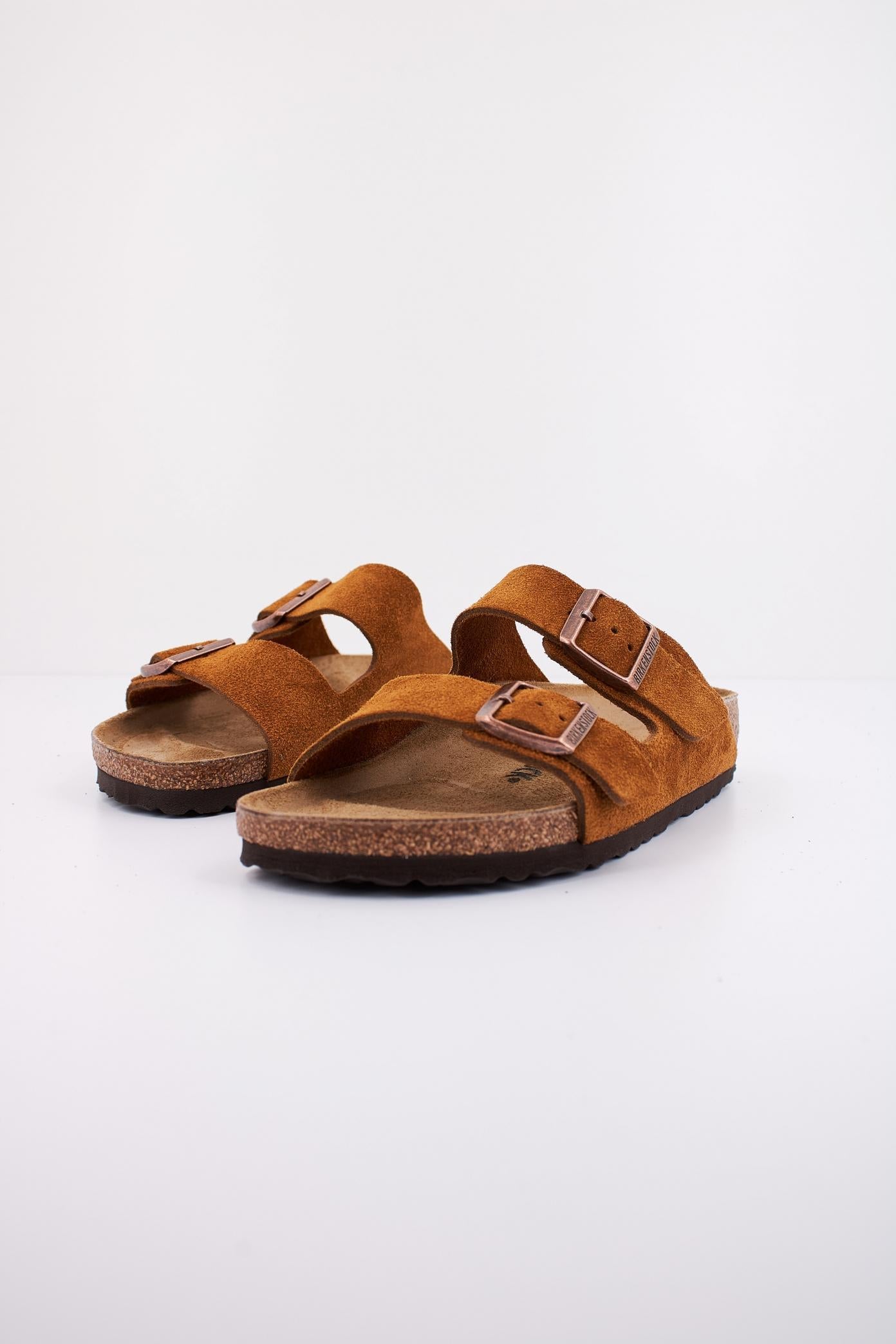 BIRKENSTOCK en color MARRON CLARO (2)