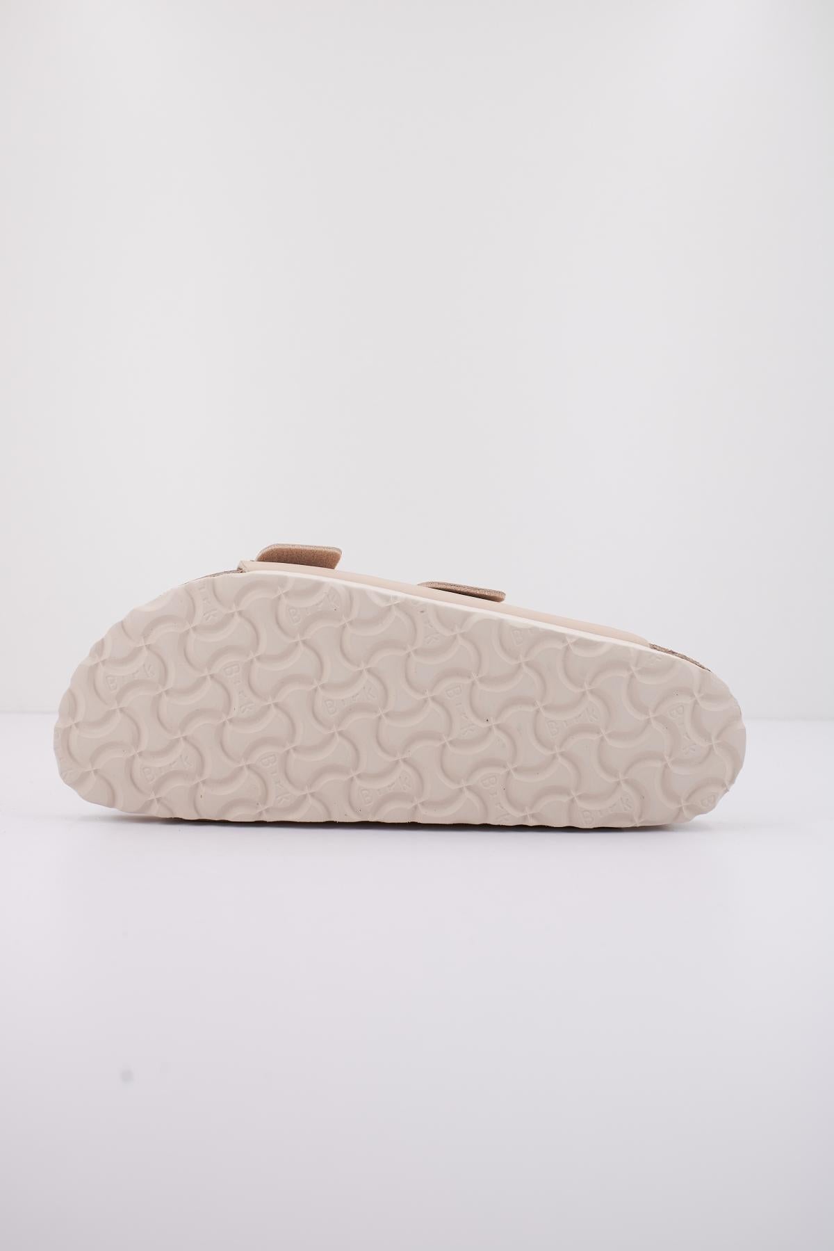 BIRKENSTOCK ARIZONA BS en color NUDE (4)