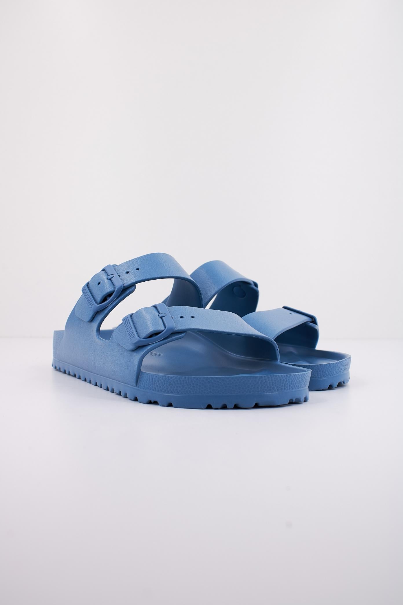 BIRKENSTOCK ARIZONA ESSENTIALS EVA en color AZUL (2)