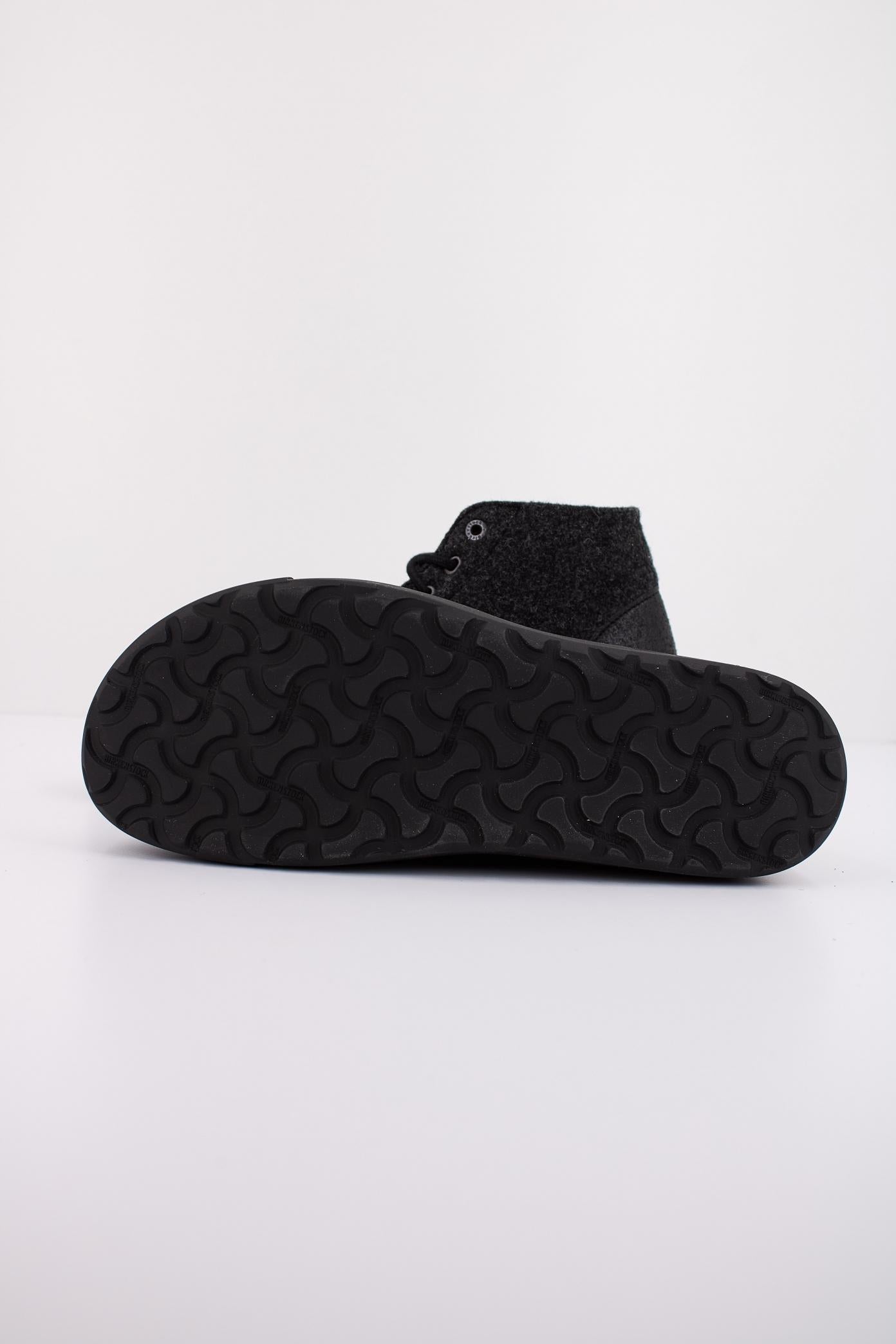 BIRKENSTOCK BEND MID DIP en color NEGRO (5)