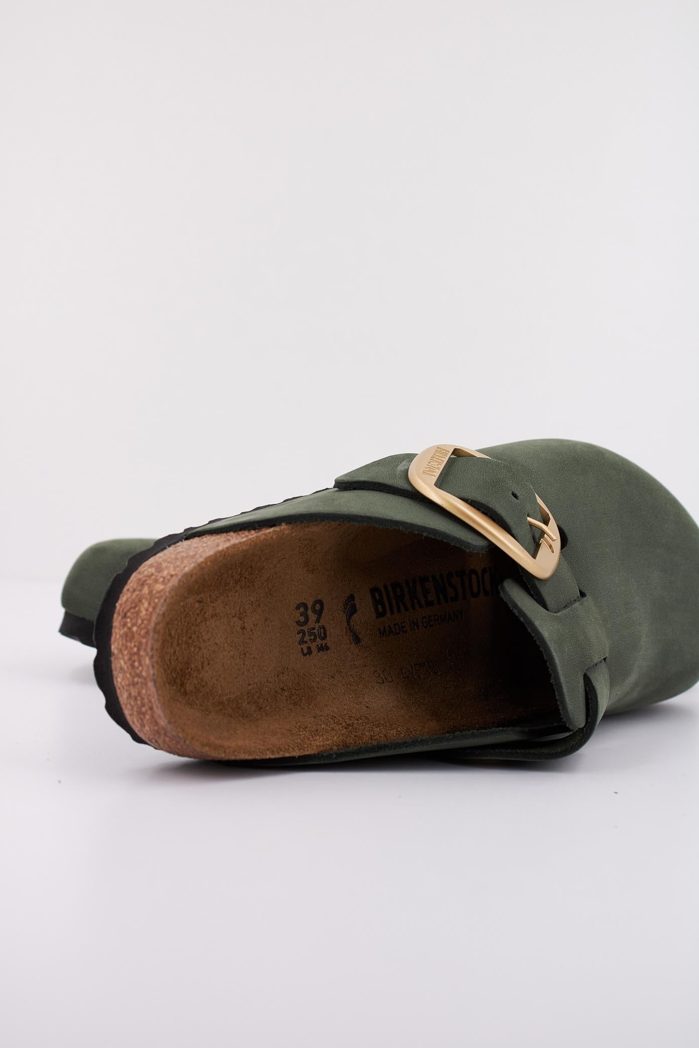 BIRKENSTOCK BOSTON BIG BUCKLE en color VERDE (5)