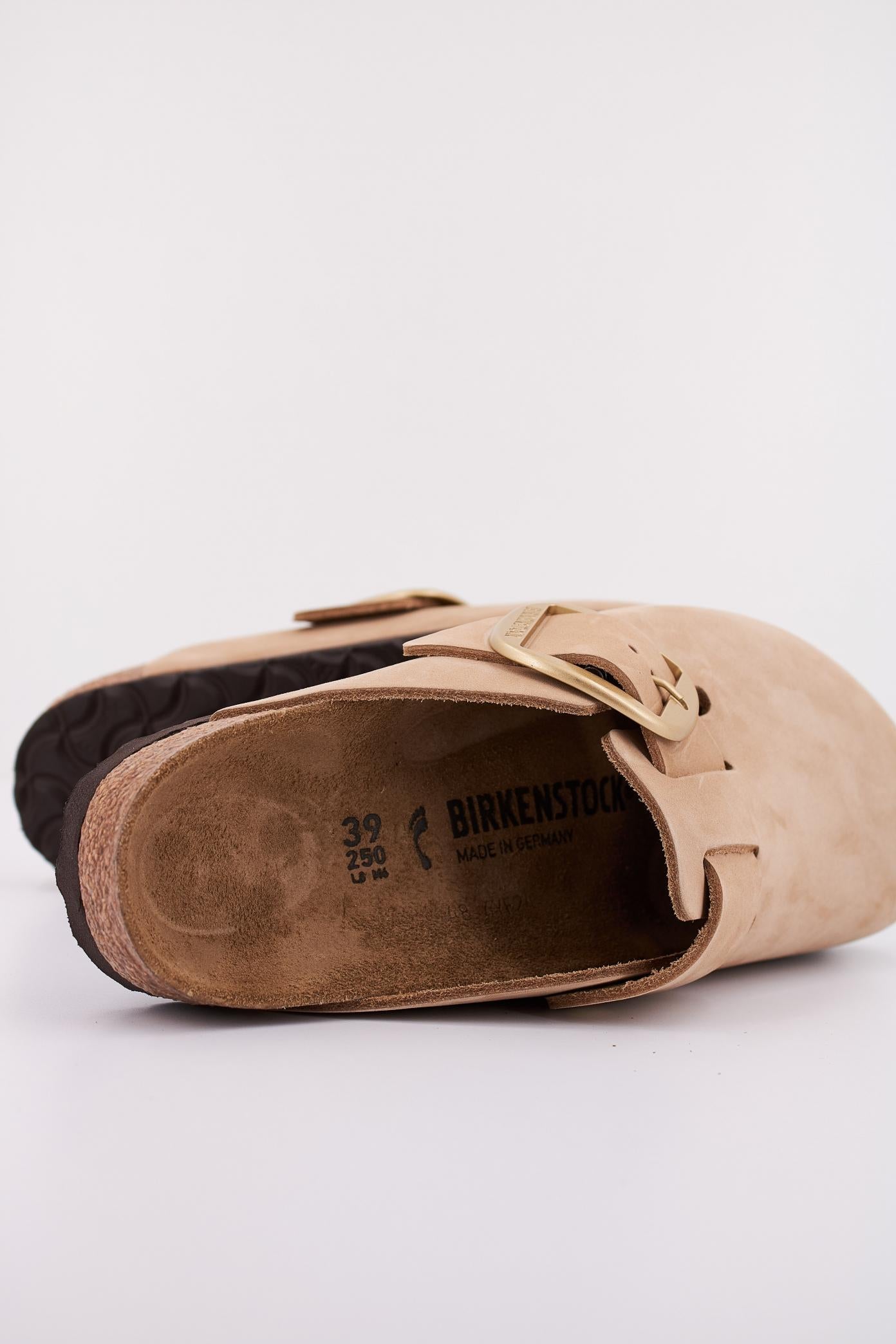 BIRKENSTOCK BOSTON BIG BUCKLE en color MARRON CLARO (5)