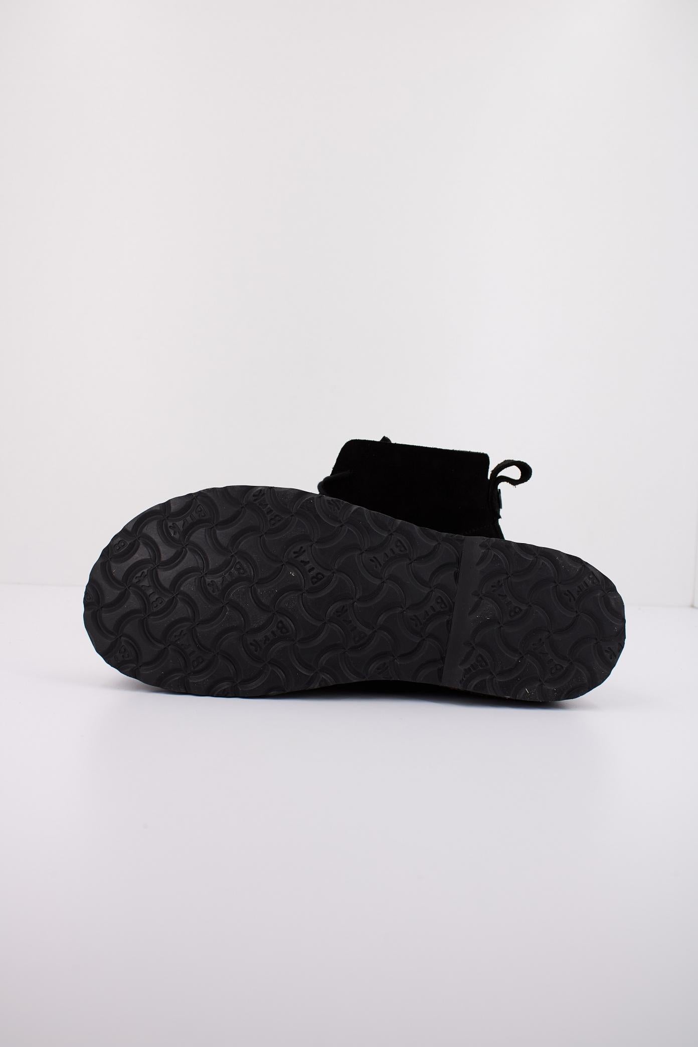BIRKENSTOCK UPPSALA MID en color NEGRO (5)