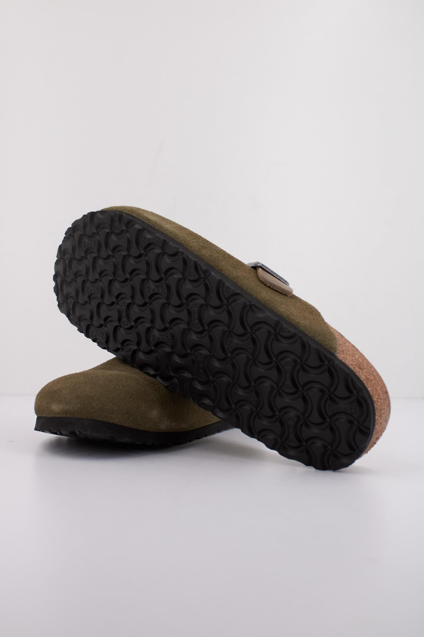 BIRKENSTOCK BOSTON en color VERDE (5)