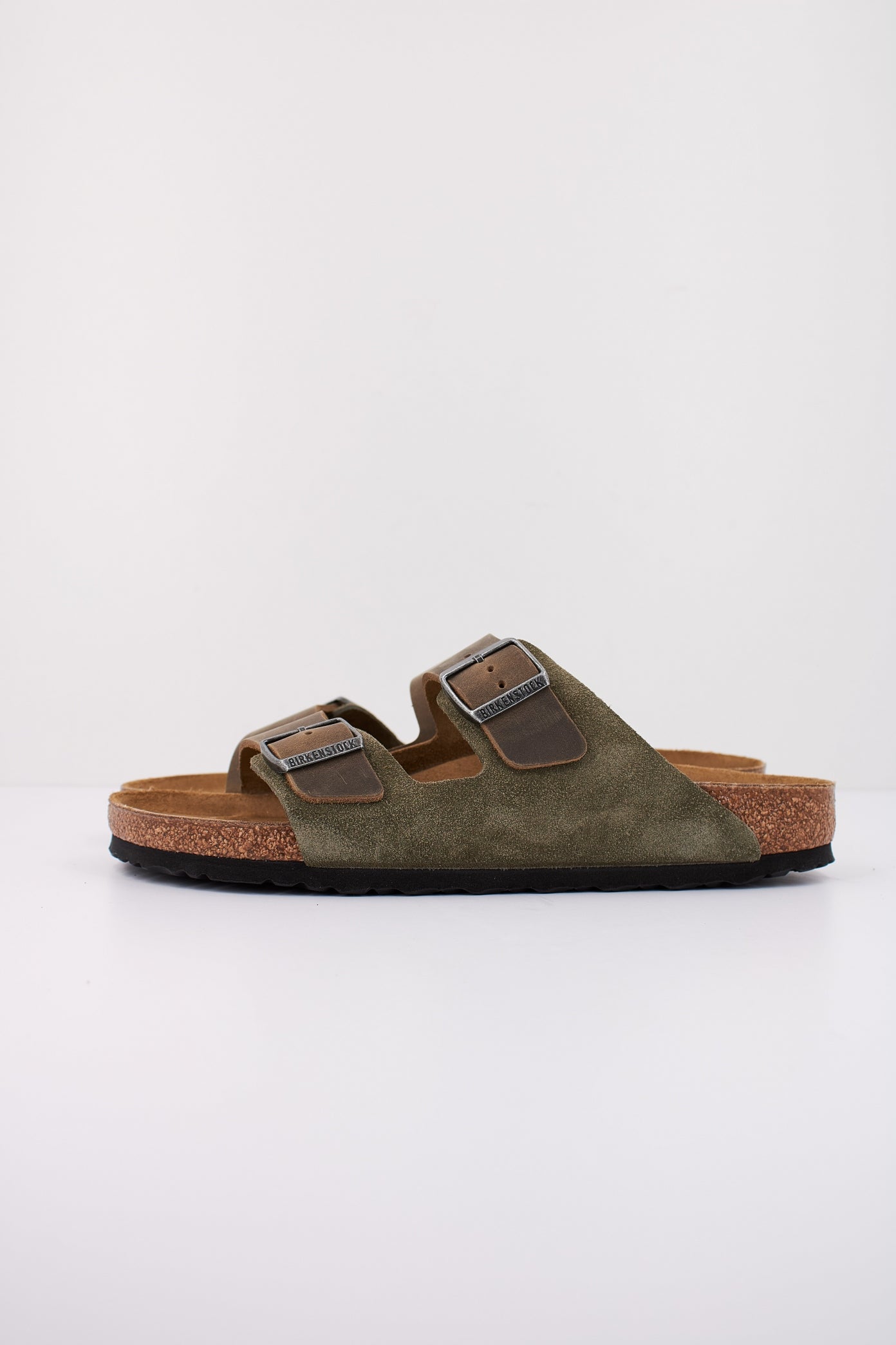 BIRKENSTOCK ARIZONA en color VERDE (1)