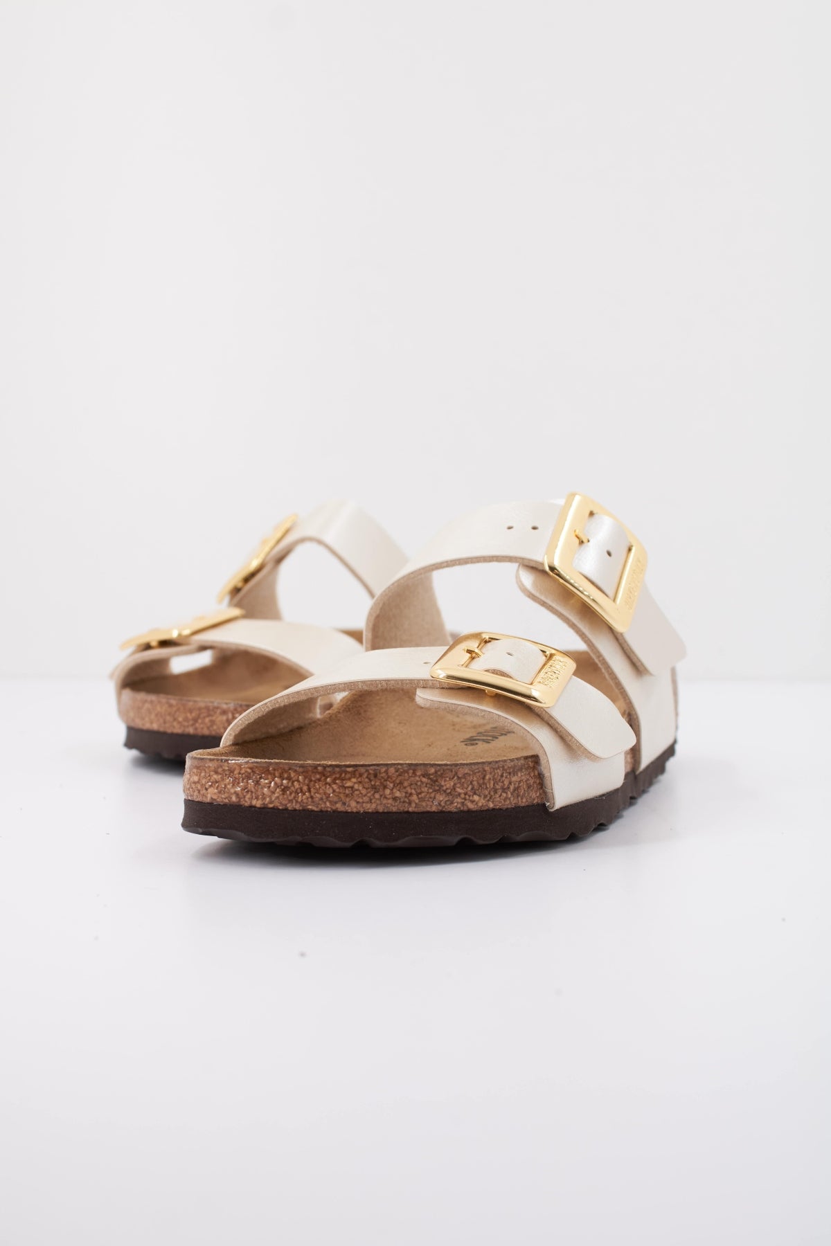 BIRKENSTOCK SYDNEY CUSHION BUCKLE en color ORO (2)