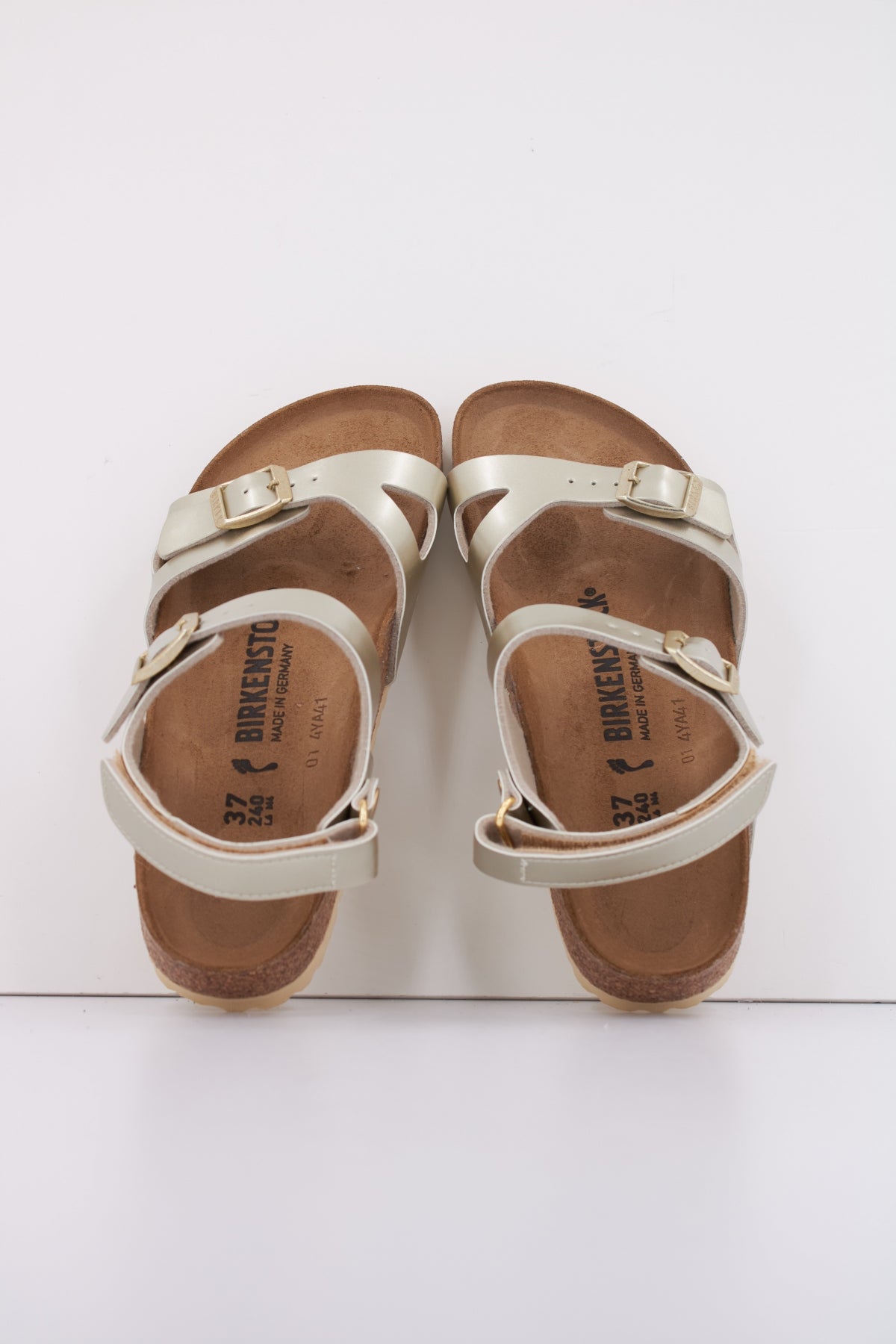 BIRKENSTOCK RIO AS KIDS en color ORO (3)