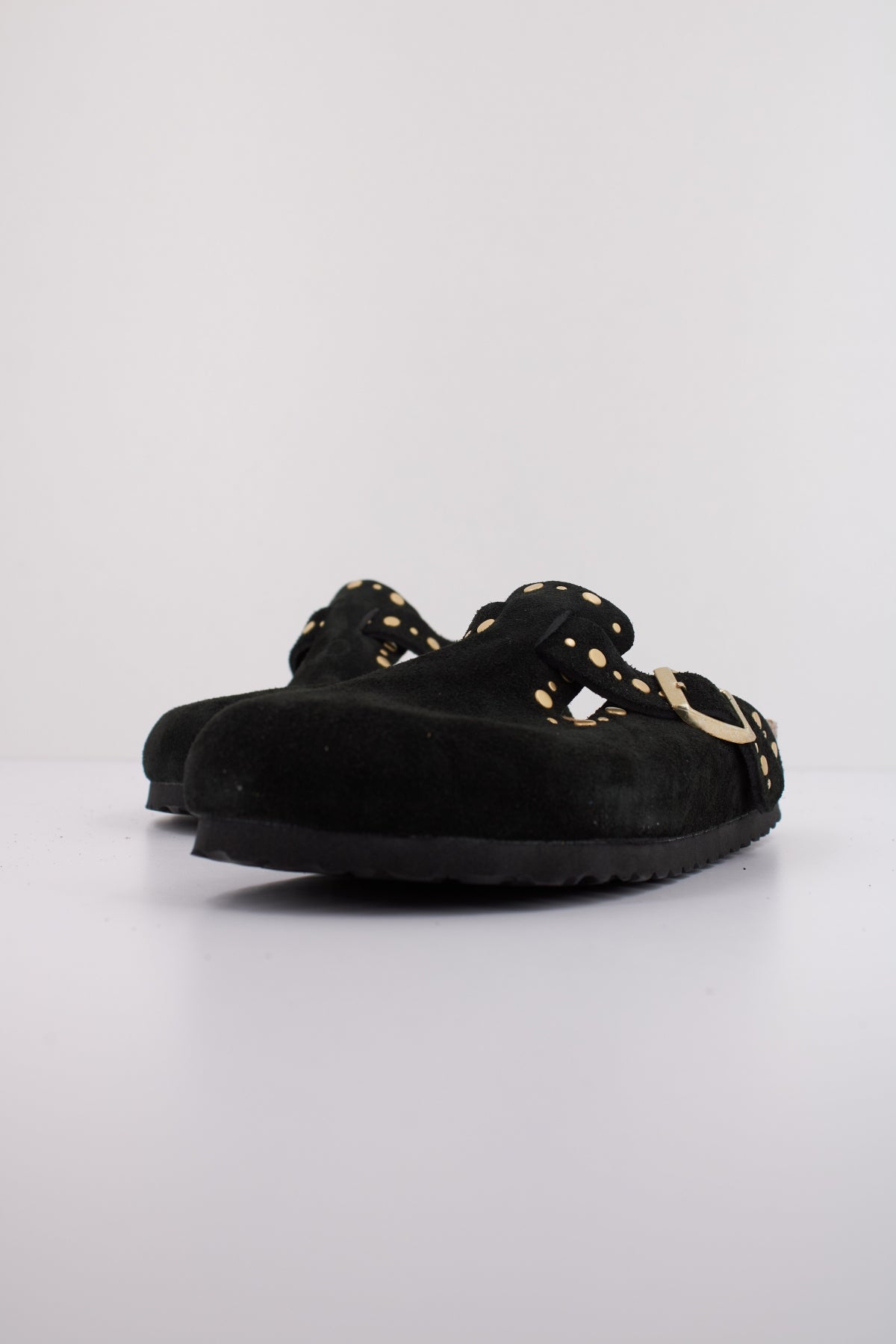 BIRKENSTOCK BOSTON RIVET BORDER en color NEGRO (2)