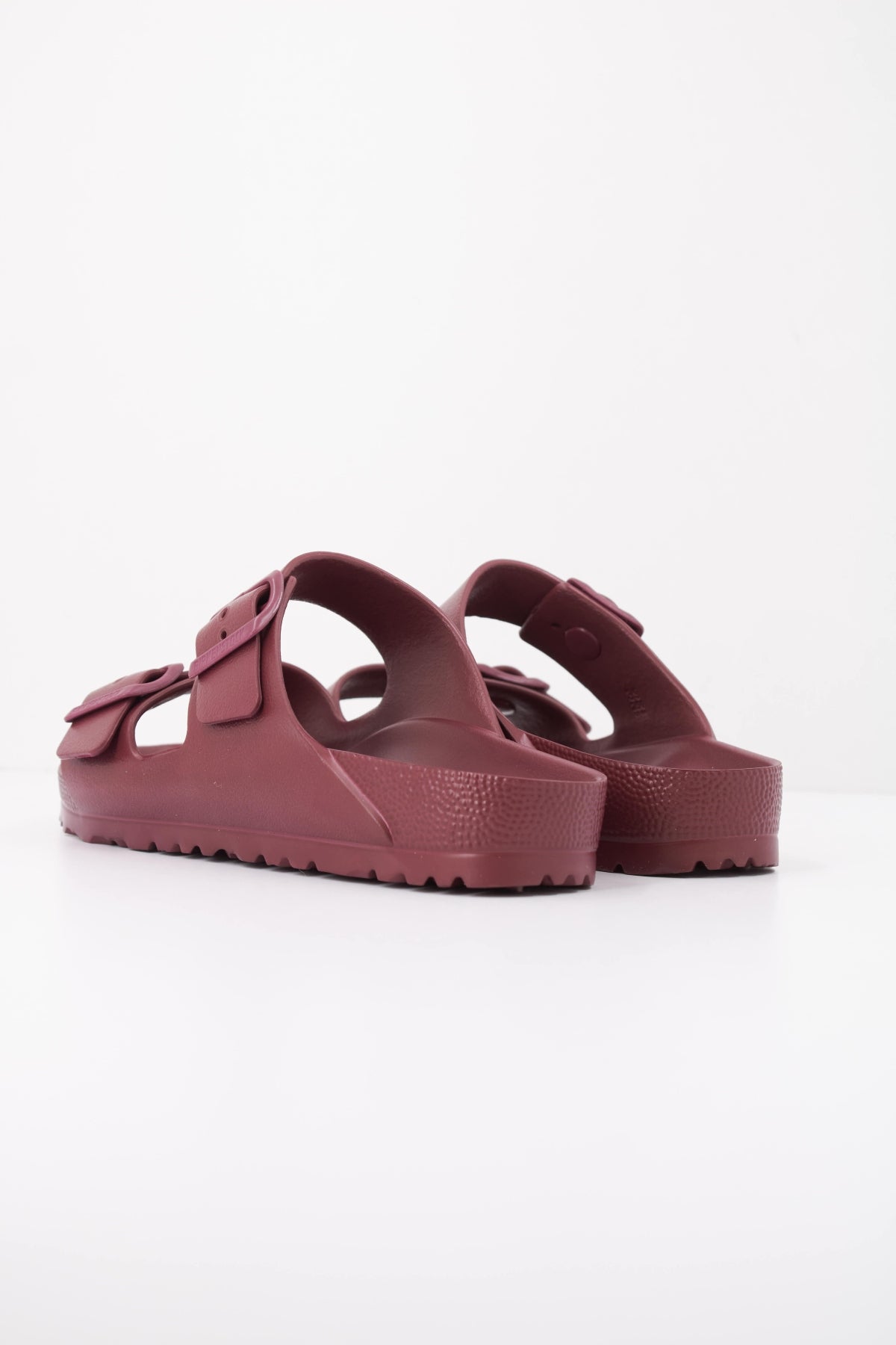 BIRKENSTOCK ARIZONA ESSENTIALS EVA en color BURDEOS (4)