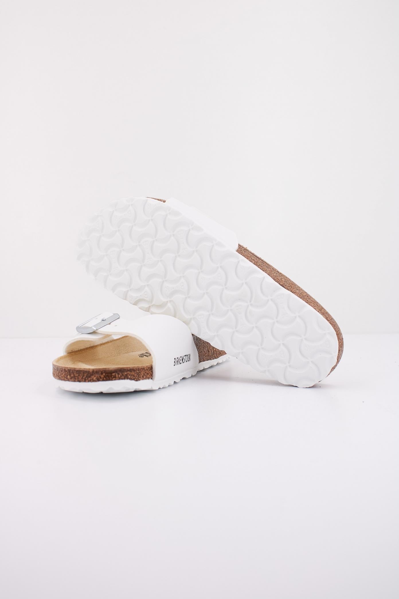 BIRKENSTOCK MADRID BF en color BLANCO (5)