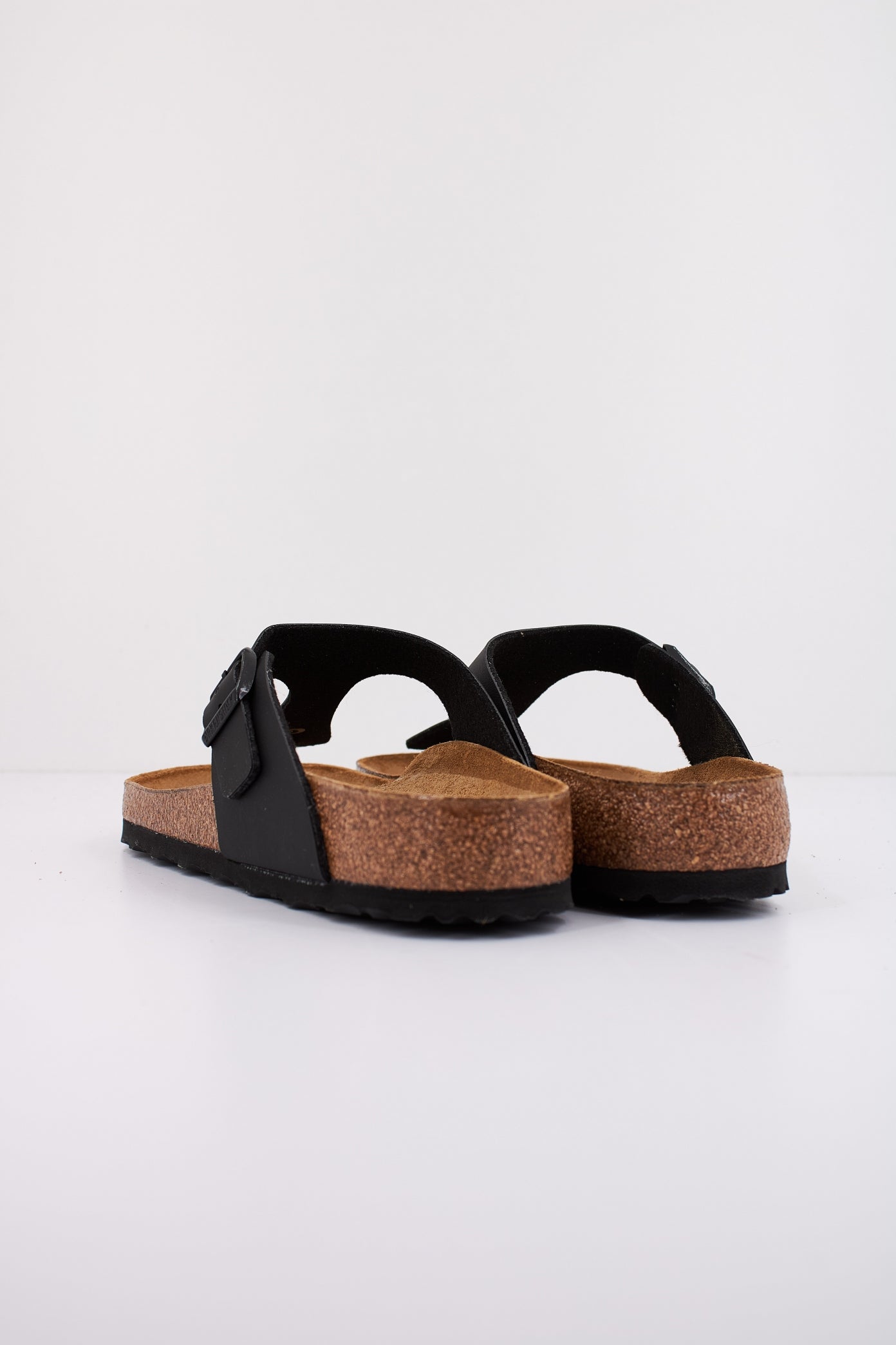BIRKENSTOCK GIZEH BS en color NEGRO (4)
