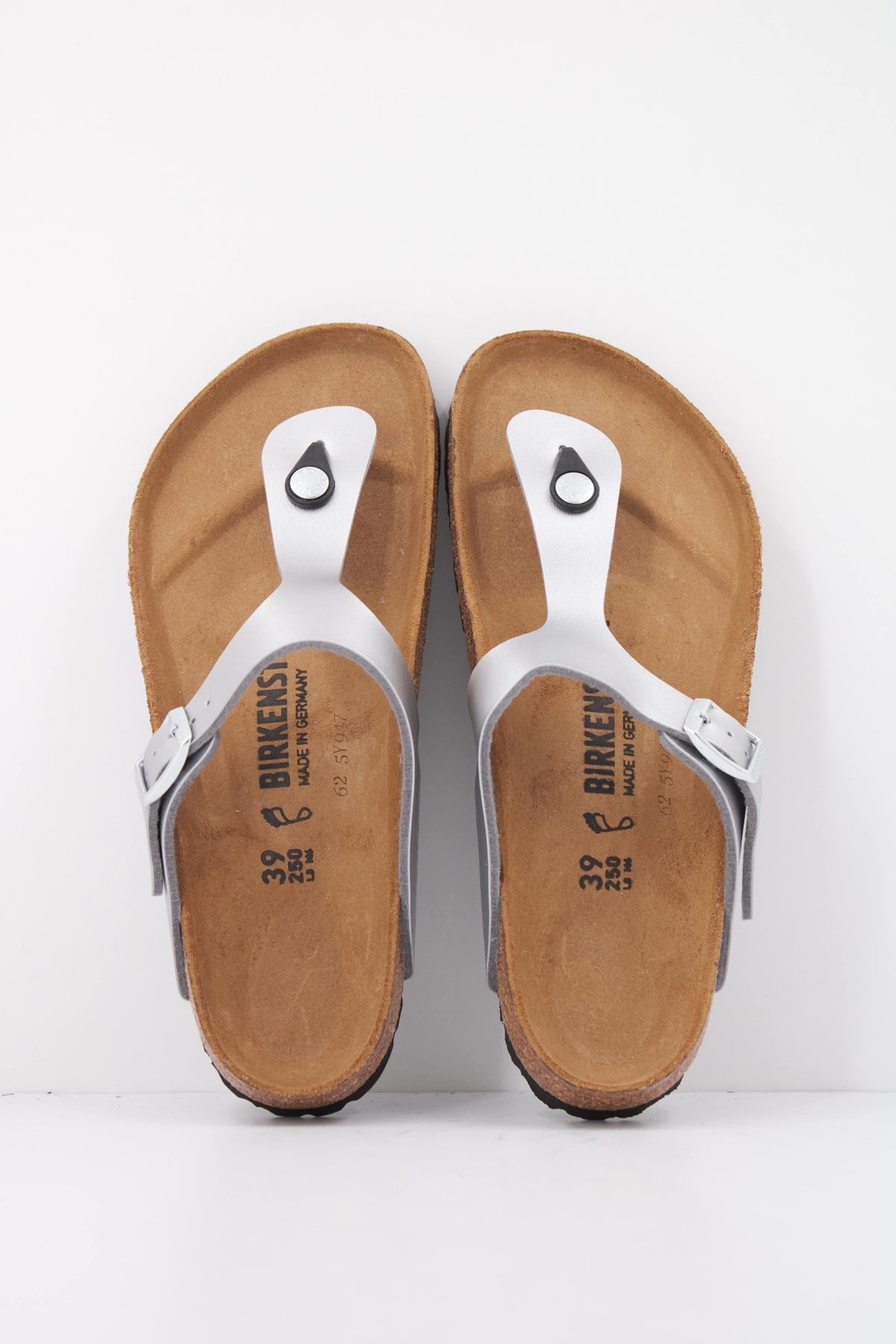 BIRKENSTOCK BI en color PLATA (3)
