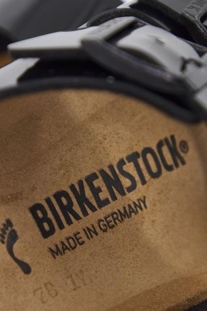 BIRKENSTOCK ARIZONA BS en color NEGRO (4)