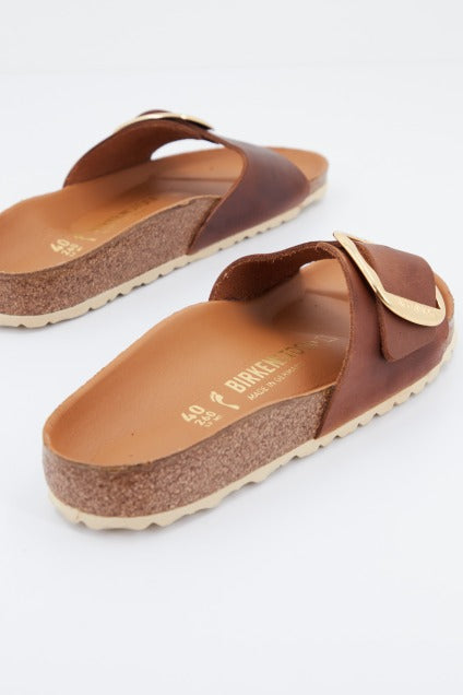 BIRKENSTOCK MADRID BIG BUCKLE FL en color MARRON (3)
