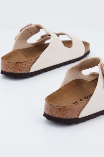 BIRKENSTOCK ARIZONA BF en color BEIS (3)
