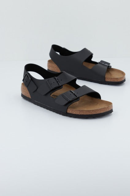 BIRKENSTOCK MILANO BF en color NEGRO (1)