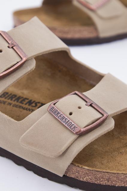 BIRKENSTOCK ARIZONA NU OILED en color MARRON (4)