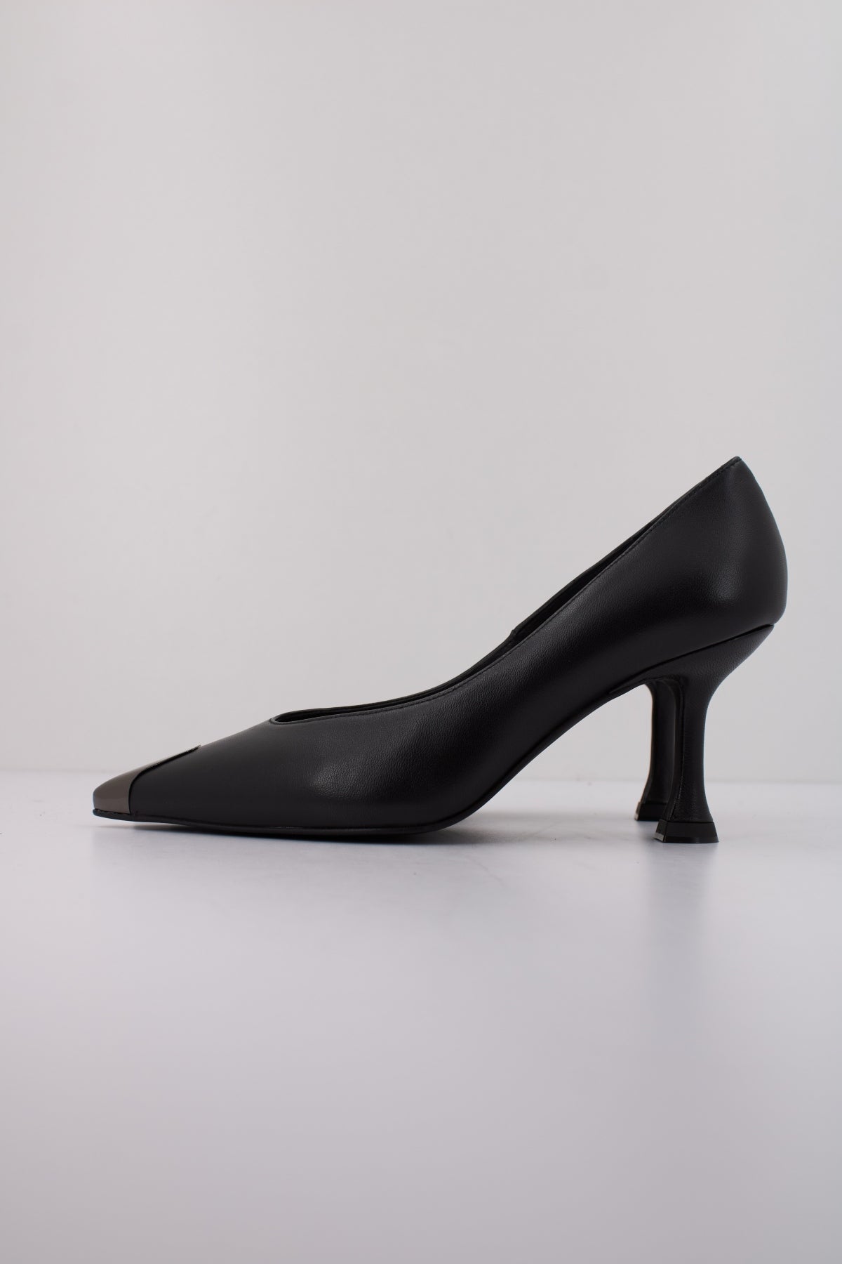 ARGENTA D en color NEGRO (1)