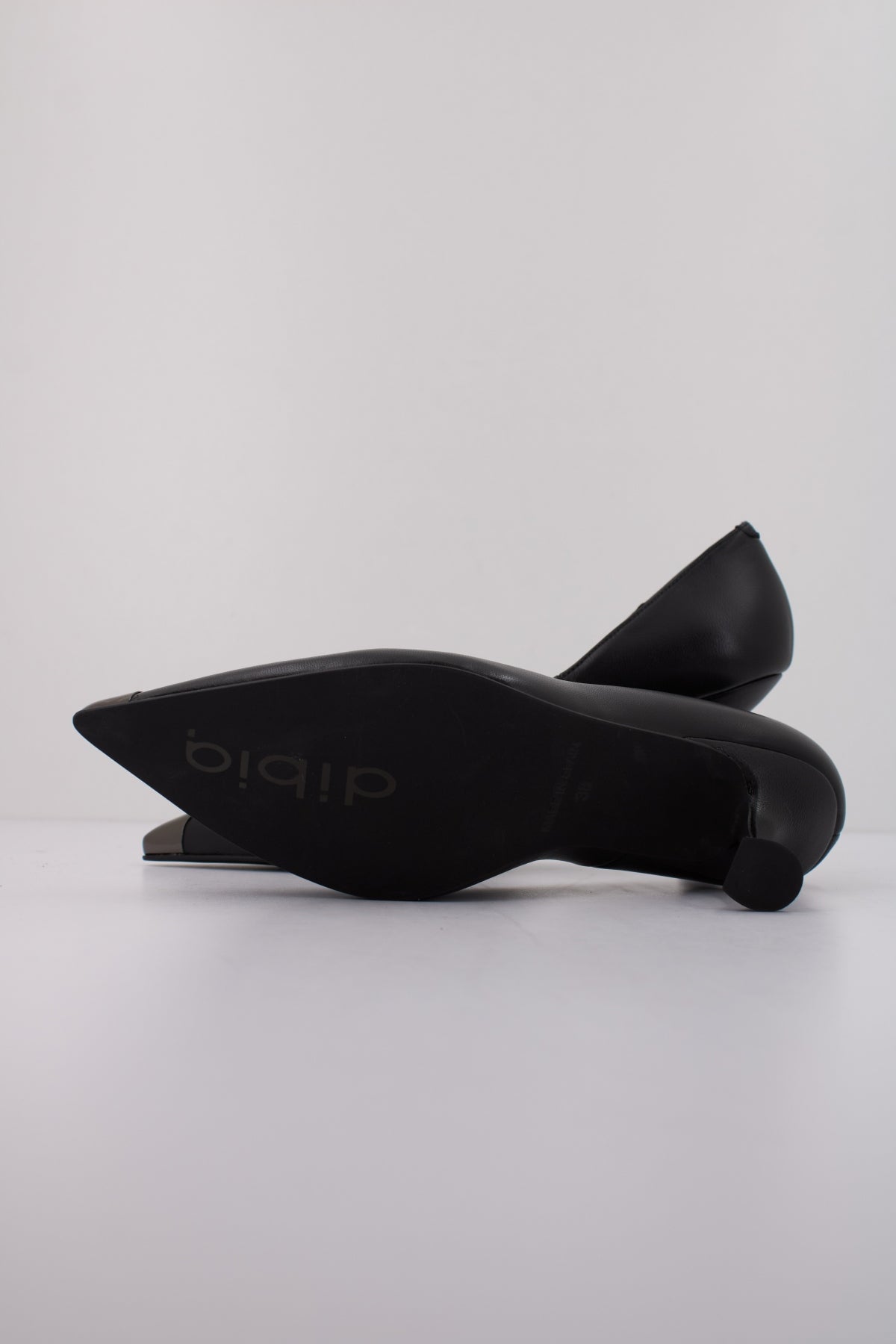 ARGENTA D en color NEGRO (5)