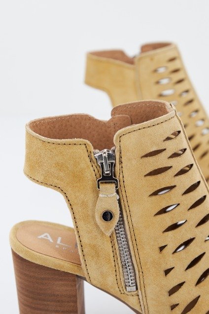 ALPE en color MARRON CLARO (4)