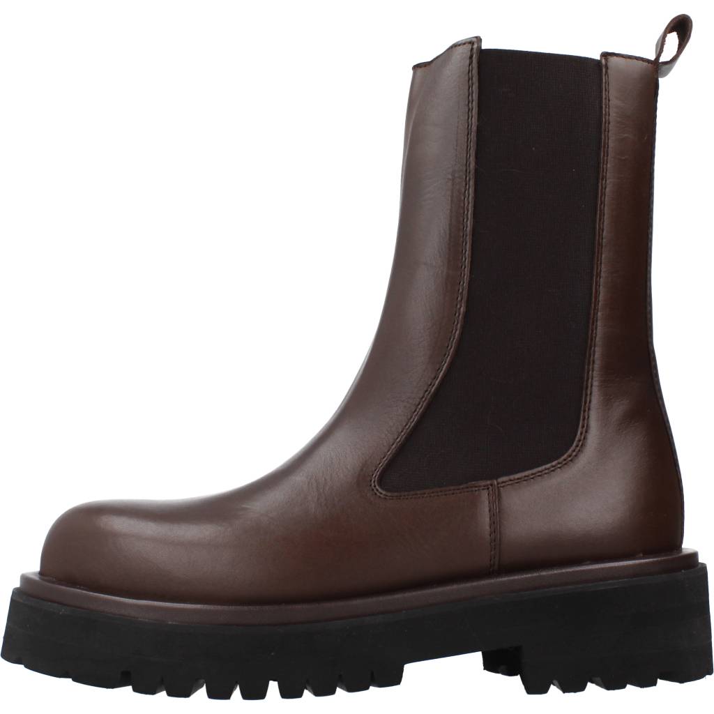 ALPE SIENNA en color MARRON (2)