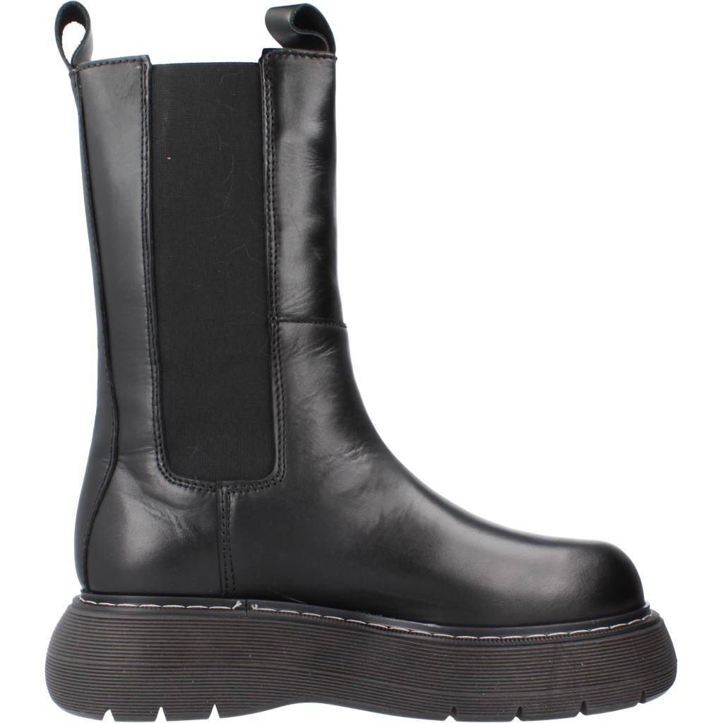 ALPE BOHO CHIC en color NEGRO (4)