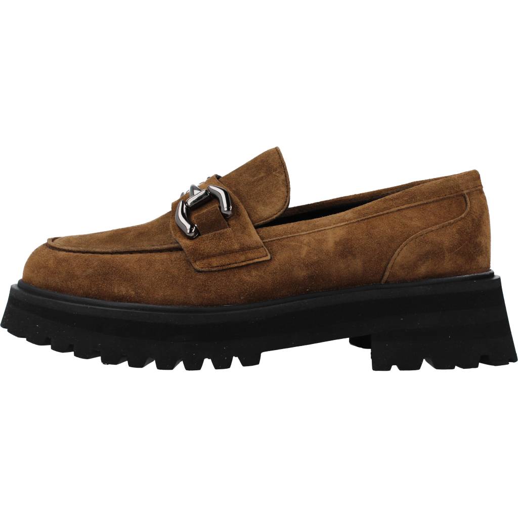 ALPE JESS en color MARRON CLARO (2)
