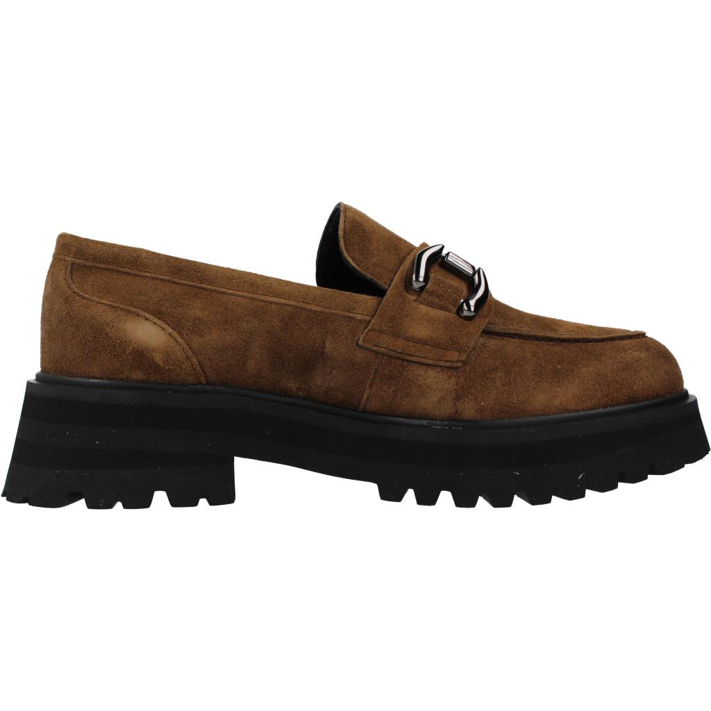 ALPE JESS en color MARRON CLARO (4)
