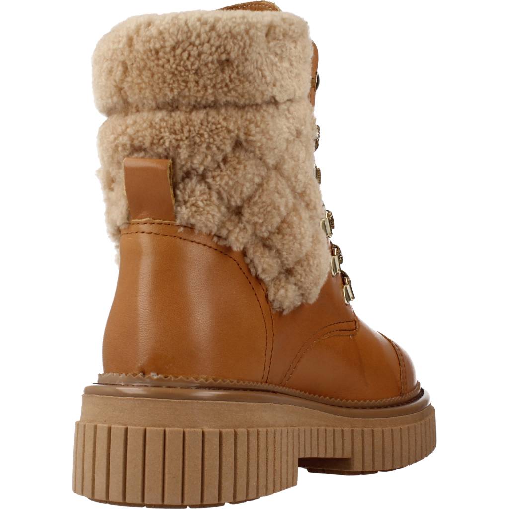 ALPE BIMBA en color MARRON CLARO (3)