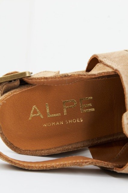 ALPE CHIARA en color MARRON CLARO (4)