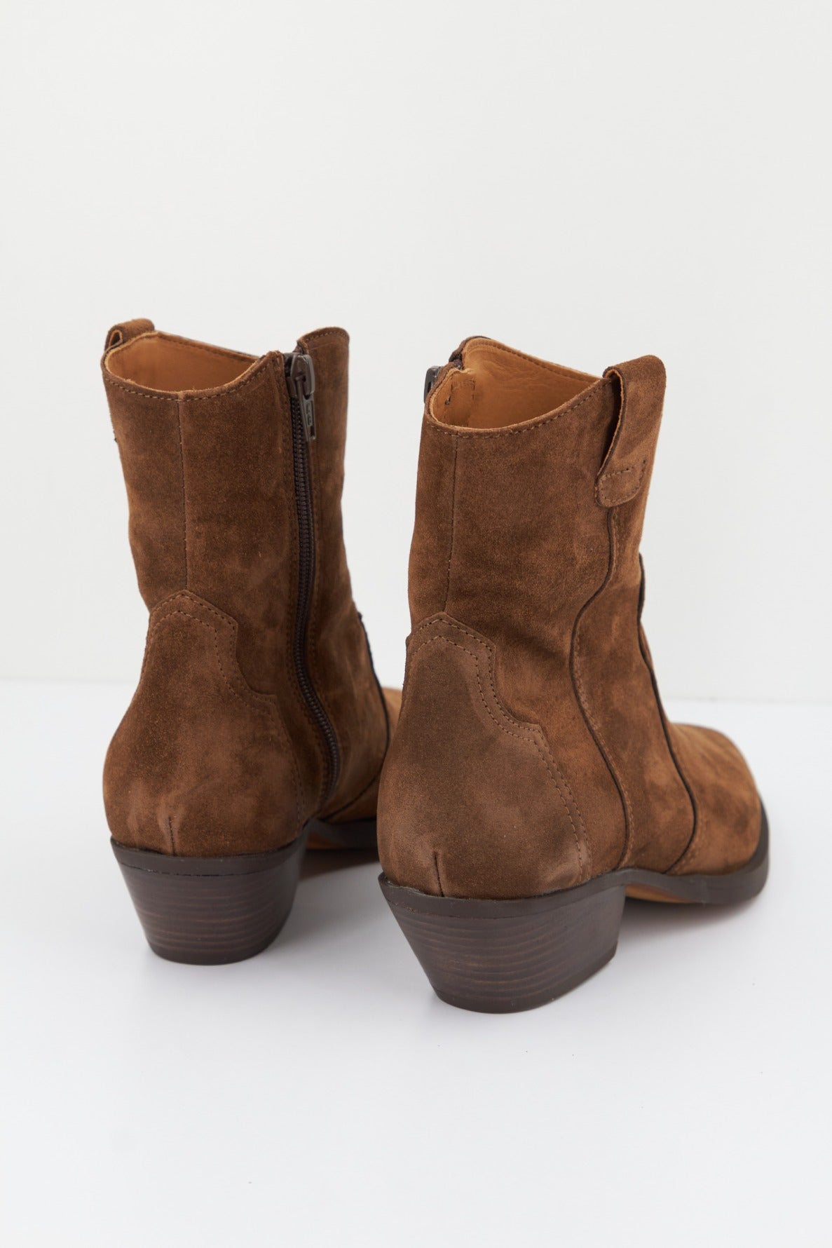 ALPE WESTERN en color MARRON (3)