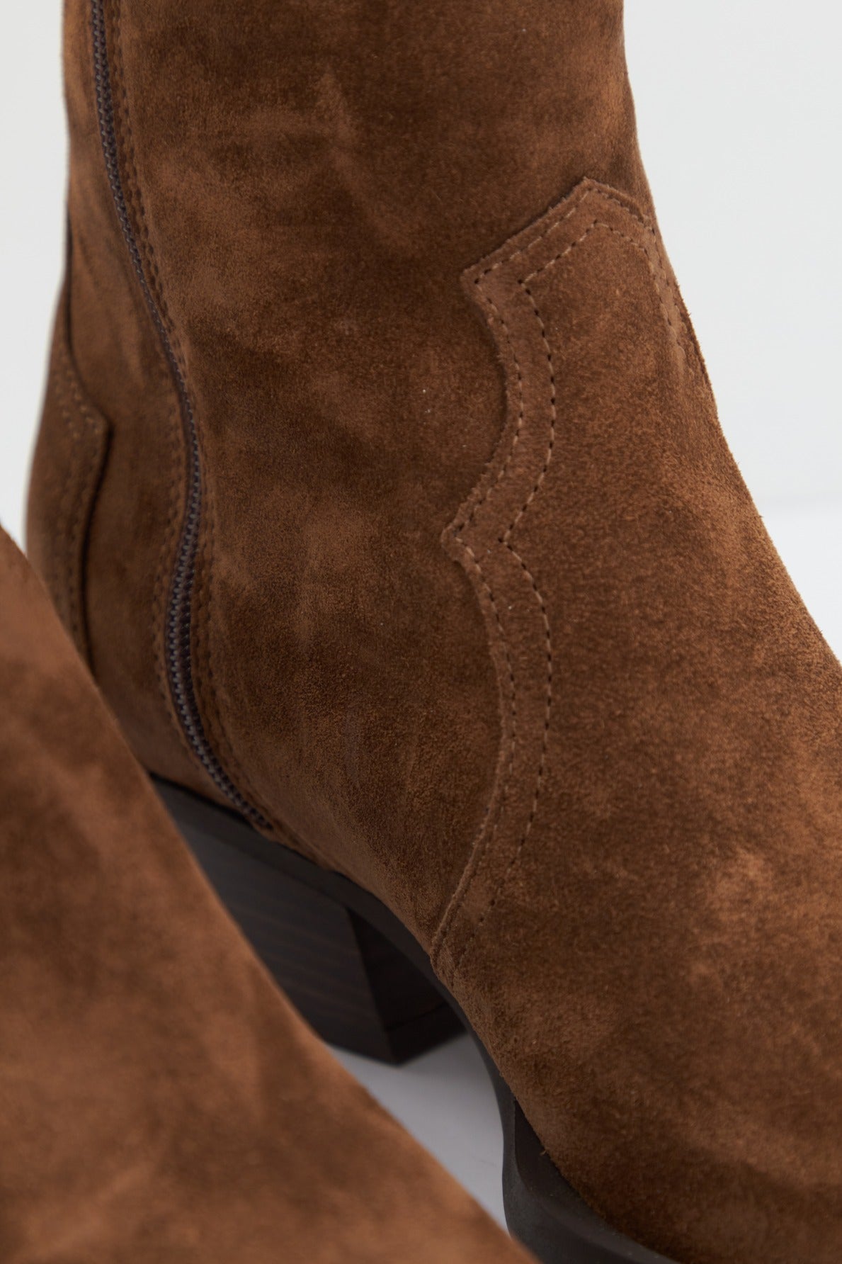 ALPE WESTERN en color MARRON (4)
