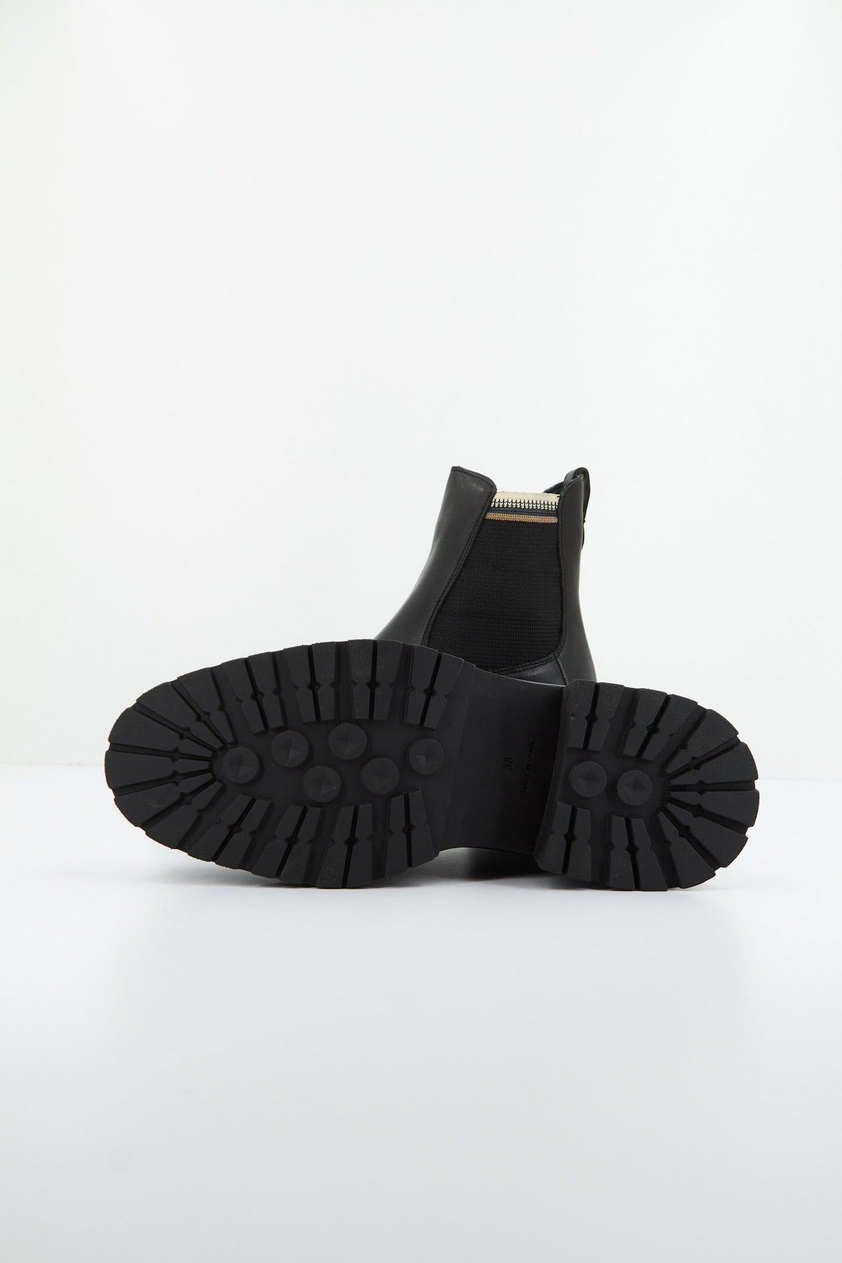 ALPE CLAY en color NEGRO (4)