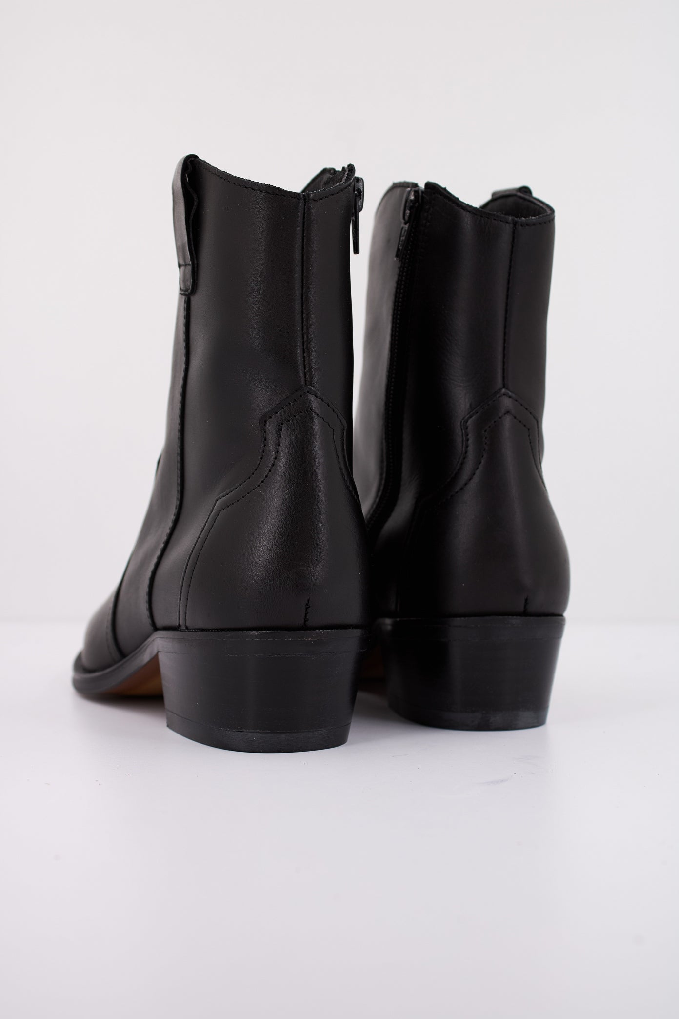 ALPE CECILE en color NEGRO (4)