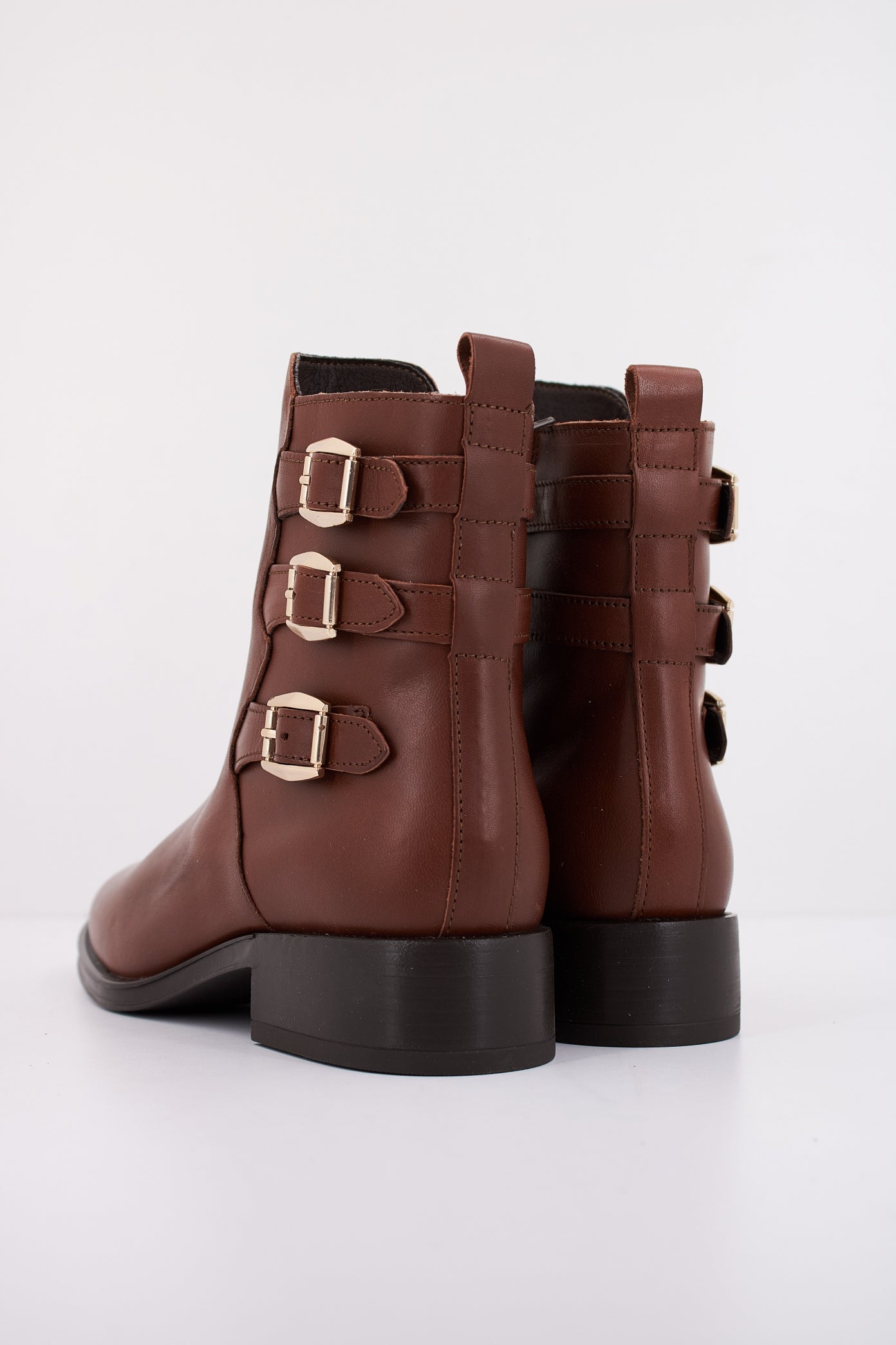 ALPE COUTURE en color MARRON (4)