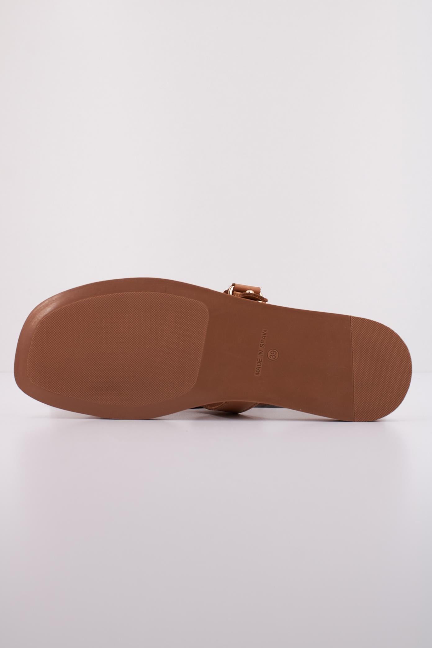 ALPE en color MARRON CLARO (5)