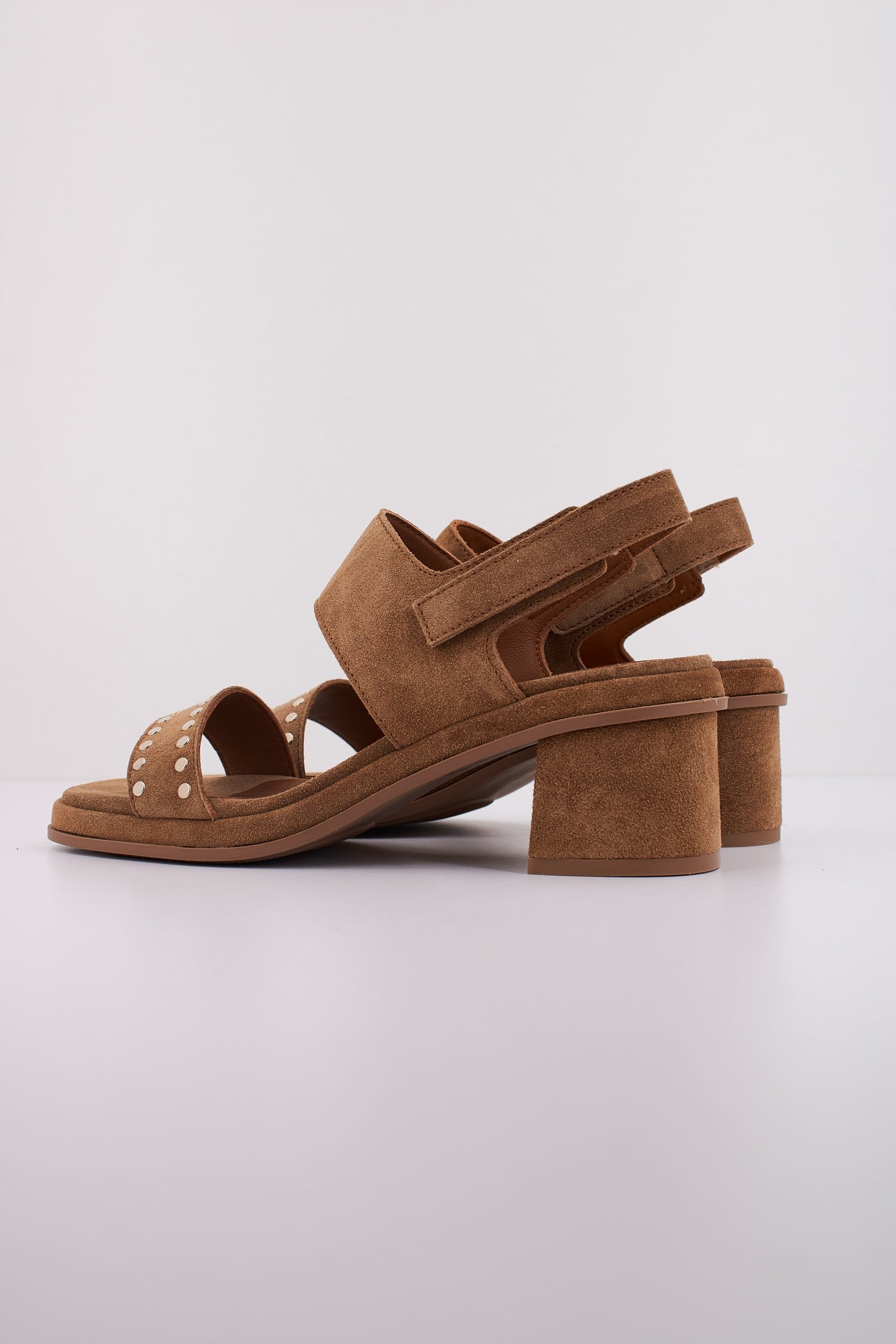 ALPE en color MARRON CLARO (4)