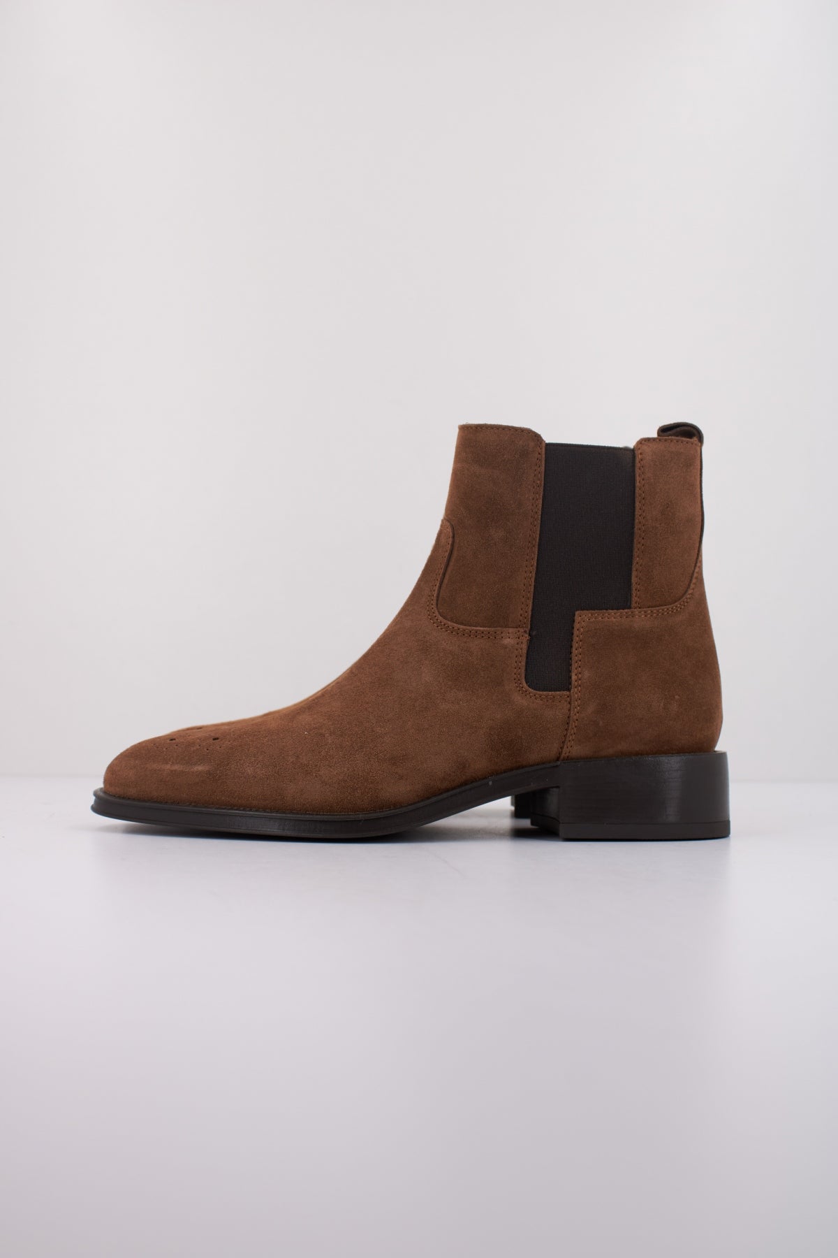 ALPE COUTURE en color MARRON (1)