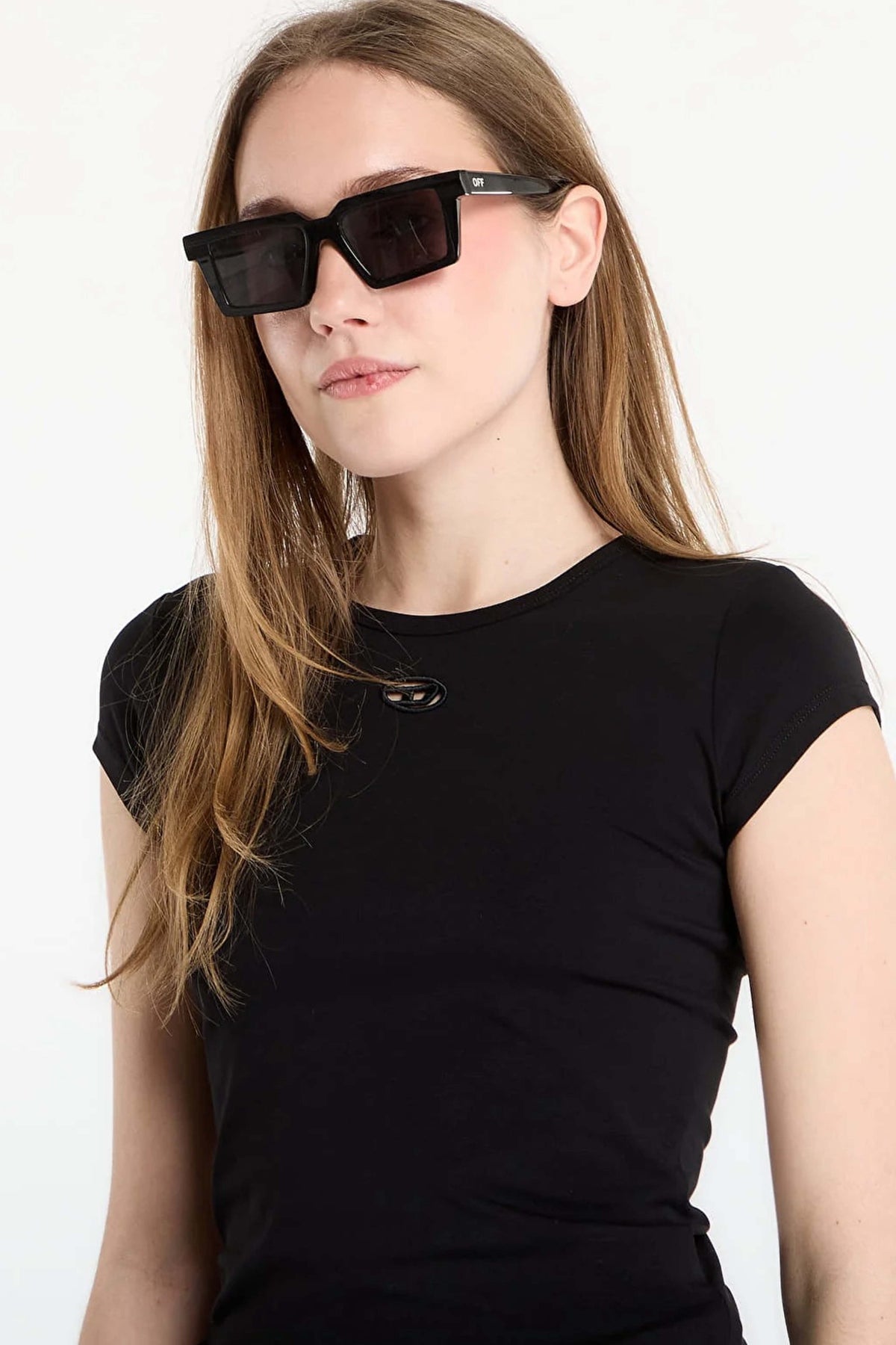 DIESEL AFAA T ANGIE OD en color NEGRO (3)