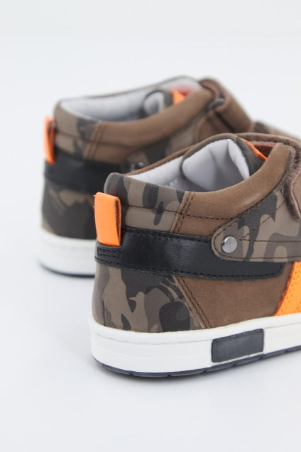 CHICCO CATALDO en color MARRON (3)